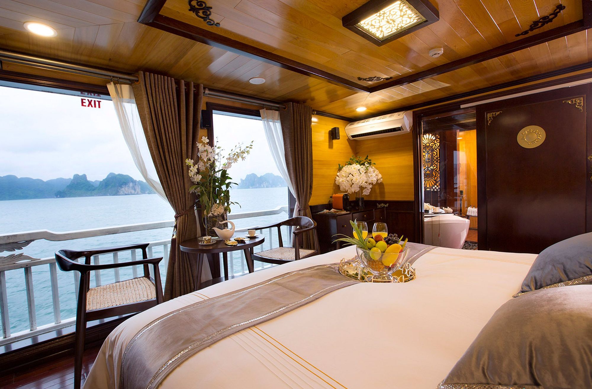 Aphrodite Cruise Халонг Экстерьер фото